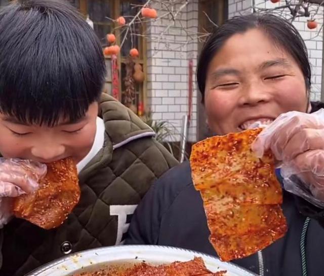 一般的快手主播一天掙多少錢，快手主播一月能賺多少？