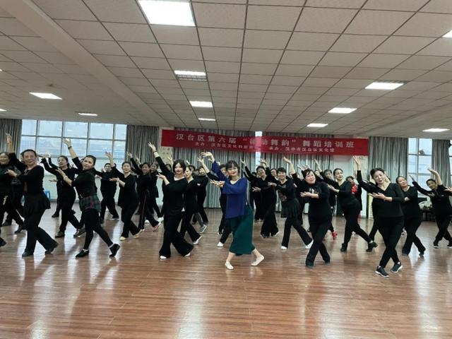 艾爽舞蹈培訓怎么樣啊，艾爽舞蹈培訓學校怎么樣？