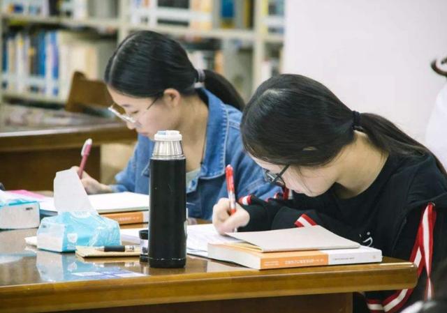 考研排名小程序準(zhǔn)不準(zhǔn)，考研排名小程序準(zhǔn)不準(zhǔn)呀？