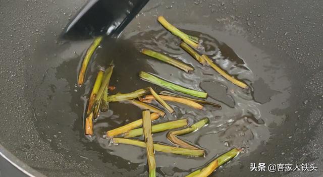綠豆粉絲減肥期間可以吃嗎，綠豆粉絲吃多了會(huì)胖嗎？