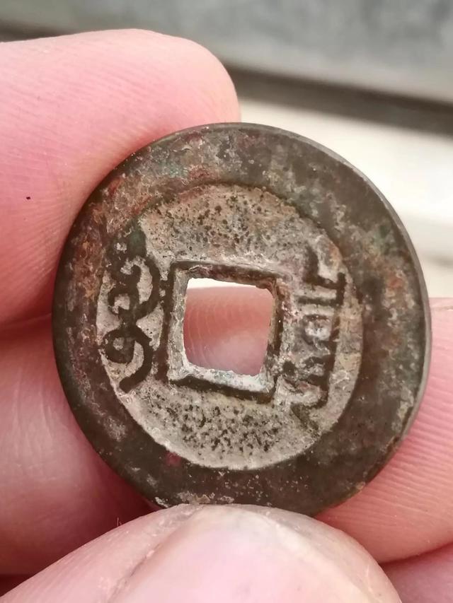 閑魚(yú)平臺(tái)收多少手續(xù)費(fèi)合適（閑魚(yú)平臺(tái)收多少手續(xù)費(fèi)合法）