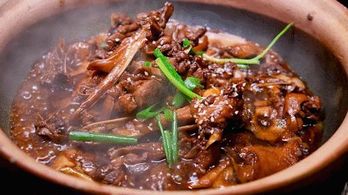 拼多多好評(píng)怎么刪除（拼多多好評(píng)了還能申請(qǐng)退款嗎）