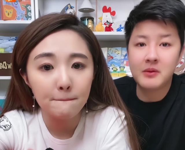 母親節(jié)訂婚發(fā)朋友圈的句子，媽媽給女兒訂婚祝福語(yǔ)？