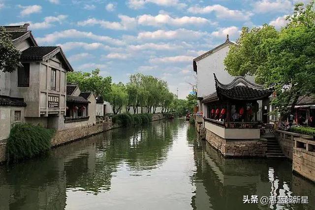 說走就走的旅行朋友圈說什么好，說走就走的旅行搞笑說說？