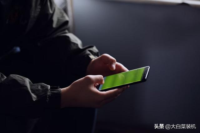 微信如何隱藏微信號(hào)不讓好友看見(jiàn)（如何隱藏自己的微信號(hào),好友看不到）