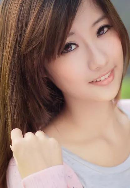 怎么查得到一個(gè)人的婚姻信息，想查一個(gè)人的婚姻狀況？