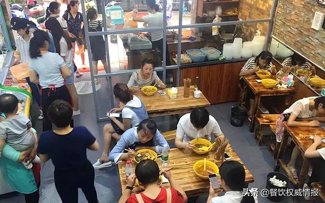 開麻辣燙店掙錢不，開麻辣燙店利潤大嗎？