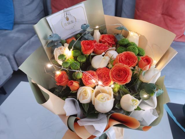 結(jié)婚13周年紀念日朋友圈說說怎么發(fā)，結(jié)婚紀念日13年發(fā)朋友圈？