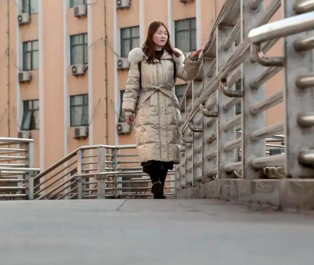 淘寶女模特拍照姿勢（淘寶女模特最火的是誰）