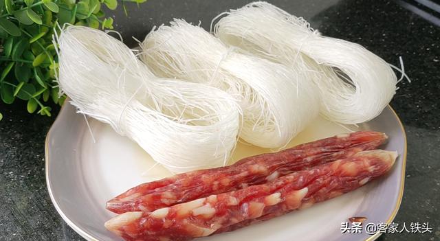 綠豆粉絲減肥期間可以吃嗎，綠豆粉絲吃多了會(huì)胖嗎？