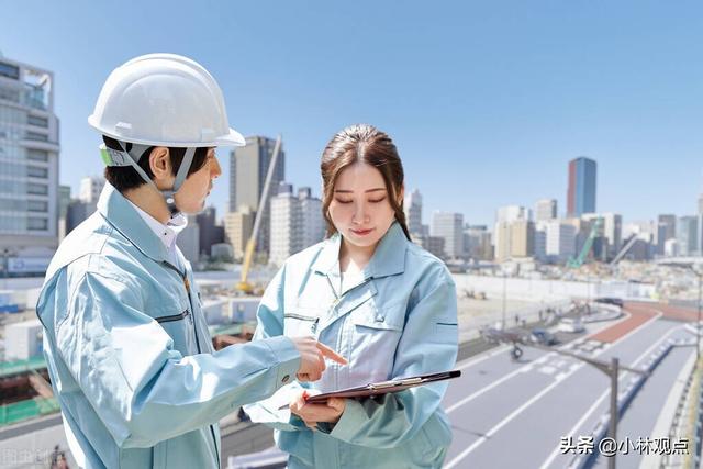 銀行業(yè)裁員降薪（國企銀行會裁員嗎）