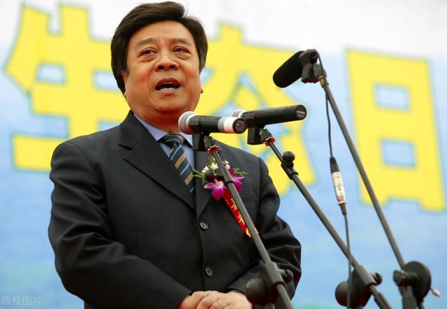 直播間字畫為什么便宜好多，直播間字畫為什么便宜好多啊