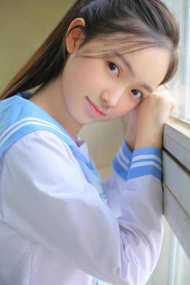 男人發(fā)朋友圈吸引女生的句子，男人發(fā)朋友圈吸引女生什么意思？