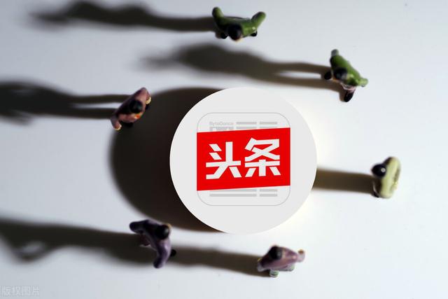 做自媒體十萬粉絲月收入多少錢（自媒體10萬粉絲月收入）