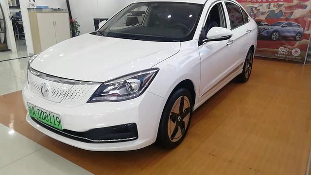 買車哪個(gè)平臺(tái)零首付不查征信上個(gè)人戶（買車哪個(gè)平臺(tái)零首付不查征信好）