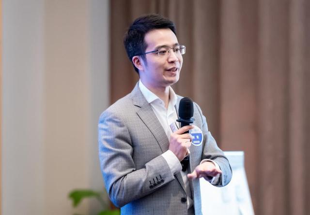 下列選項中屬于企業(yè)創(chuàng)業(yè)資源管理戰(zhàn)略的是什么，下列選項中屬于企業(yè)創(chuàng)業(yè)資源管理戰(zhàn)略的是什么內(nèi)容？