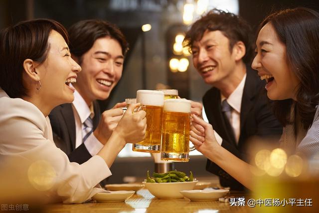 胃疼圖片難受圖片_朋友圈_配圖，胃疼圖片難受圖片朋友圈配圖？