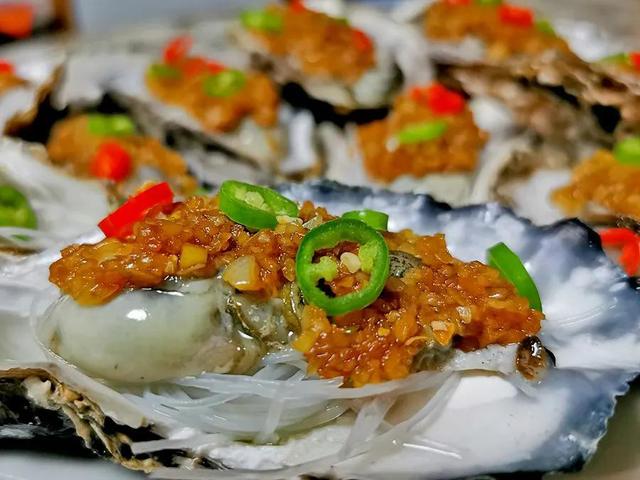 蒜蓉粉絲蒸生蠔的做法竅門是什么，蒜蓉粉絲蒸生蠔的做法竅門圖片？