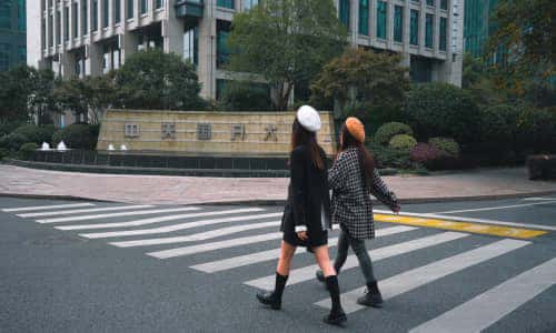 到5分鐘短視頻劇本大全，3到5分鐘短視頻劇本大全校園？"