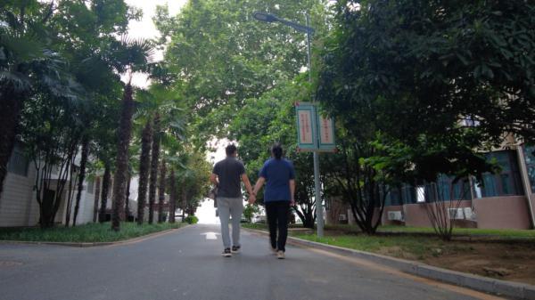 結(jié)婚一周年紀(jì)念日文案，結(jié)婚一周年紀(jì)念日文案朋友圈？