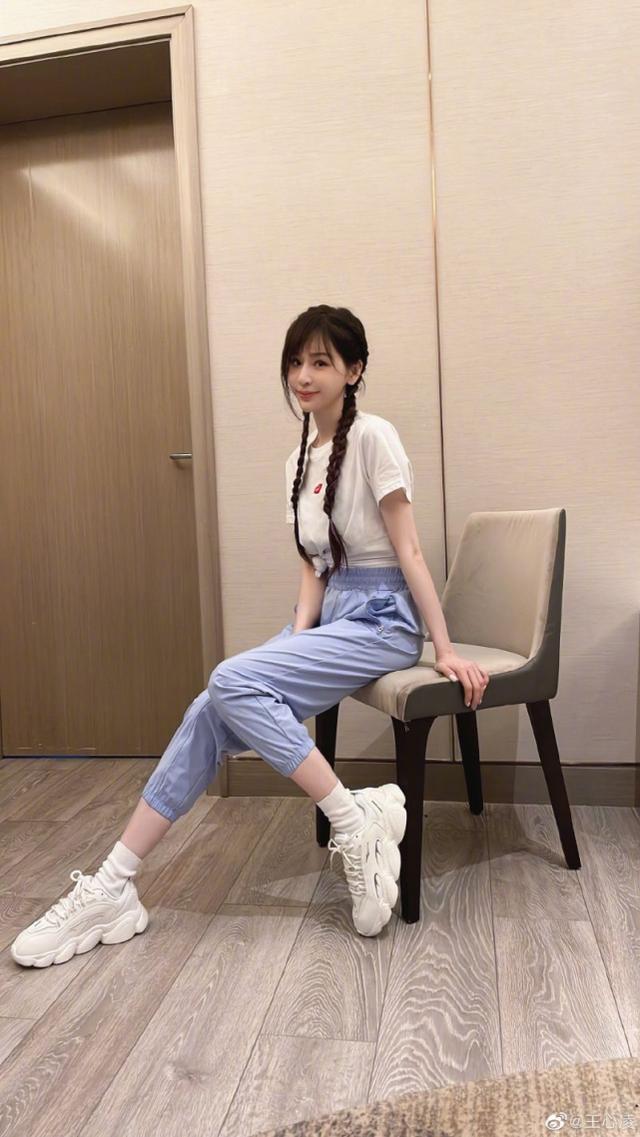 微博粉絲排行榜2022大數(shù)據(jù)（明星微博粉絲排行榜2022）