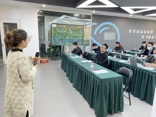 跨境電商平臺培訓哪家最正規(guī)，培訓跨境電商平臺？
