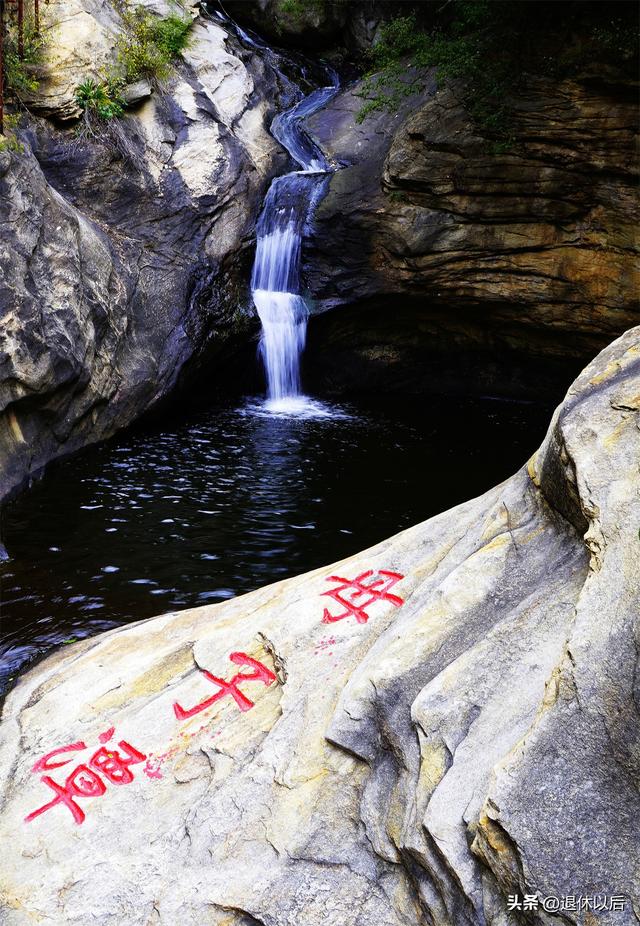 天空很藍(lán)發(fā)朋友圈的句子，天藍(lán)藍(lán)的天空發(fā)朋友圈？