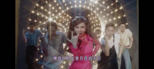 鄧紫棋抖音里很火的歌有哪些，鄧紫棋抖音里很火的歌有哪些歌？