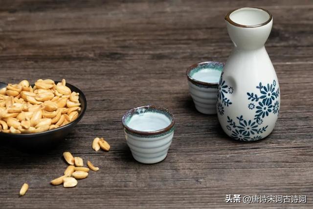 登山的朋友圈句子，登山心情發(fā)朋友圈句子適合爬山發(fā)的說說句子？