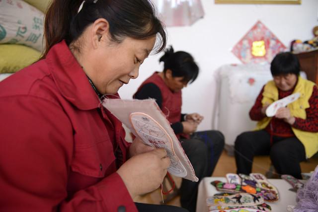 在家可以做什么工作賺錢在網(wǎng)上（在家做啥工作可以賺錢）