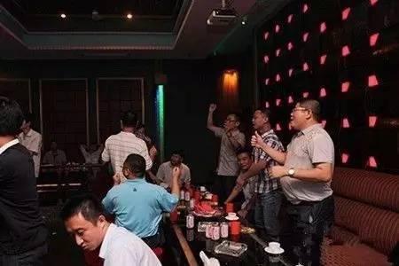 臺球廳賺錢為什么做的人少呢呢（臺球廳到底掙不掙錢）
