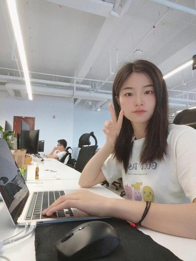用兼職造句，求兼職的句子？