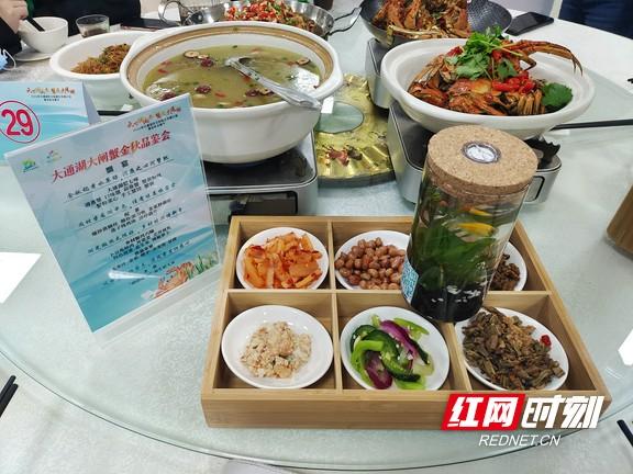 蟹黃粉絲的做法和配料，蟹黃粉絲的做法和配方？