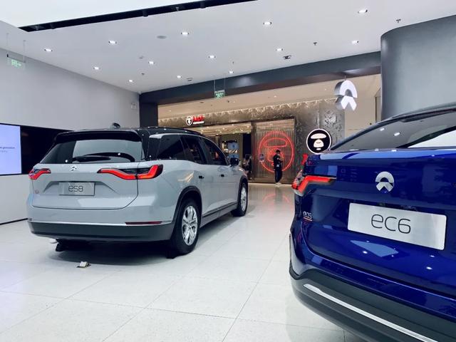 想買(mǎi)車(chē)去應(yīng)聘汽車(chē)銷(xiāo)售怎么樣_（做汽車(chē)銷(xiāo)售面試前要做什么準(zhǔn)備）