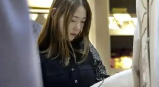 淘寶女模特拍照姿勢（淘寶女模特最火的是誰）