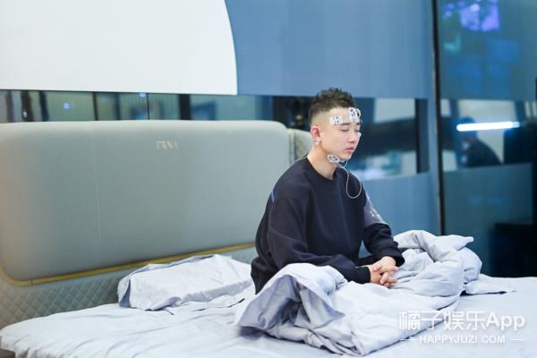 直擊睡眠困擾，快手自制綜藝《11點(diǎn)睡吧》打造助眠方案