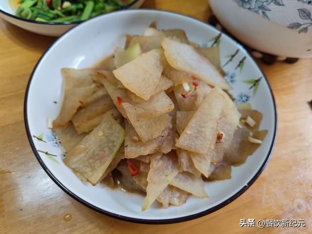 朋友圈真實美食圖片高清無水印，朋友圈真實美食圖片高清版？