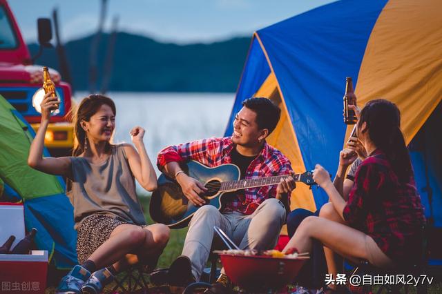 帶娃外出游玩發(fā)朋友圈的簡短句子，帶孩子出去游玩發(fā)朋友圈的精美句子？