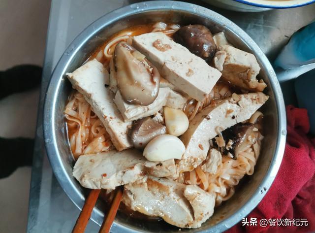 朋友圈發(fā)自己做菜句子，發(fā)朋友圈做菜的圖片說說咋發(fā)？
