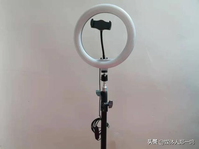 抖音直播pk是怎么回事懲罰怎么看，怎么看抖音直播PK懲罰怎么啦？