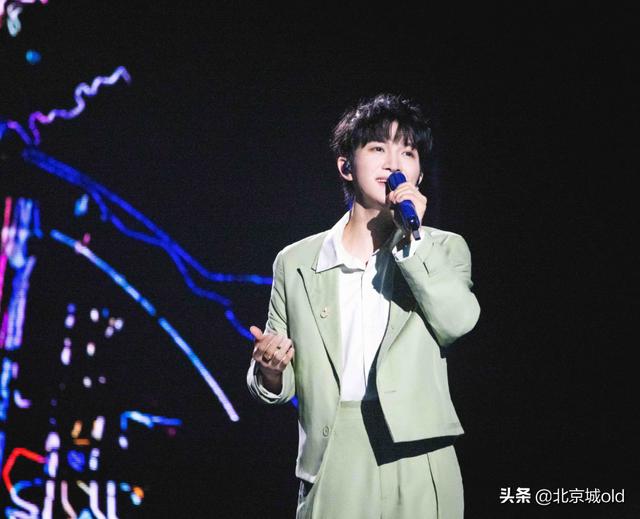 021抖音最火的歌曲，2020抖音最火50首歌曲？"