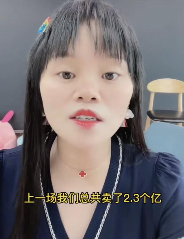 0萬粉絲的網(wǎng)紅收入有多少，十幾萬粉絲的網(wǎng)紅收入？"