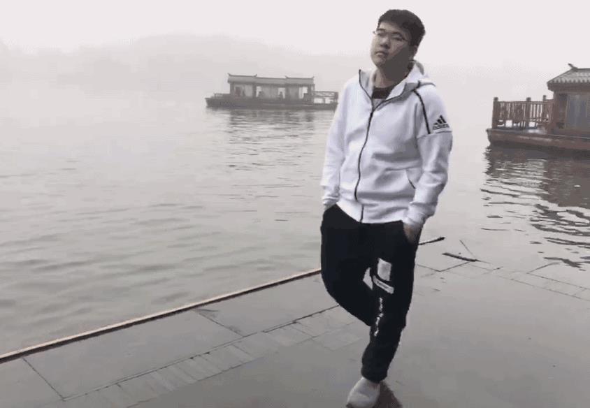 什么平臺(tái)直播好賺錢（快手跟抖音哪個(gè)直播好賺錢）