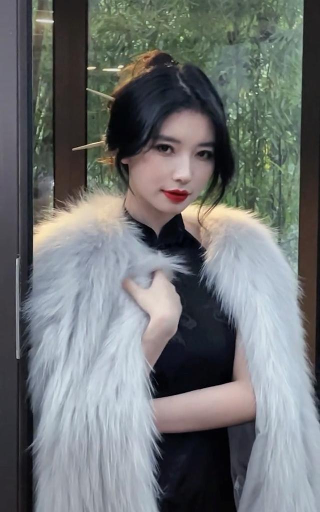 Au是什么意思（網(wǎng)絡(luò)上的au是什么意思）