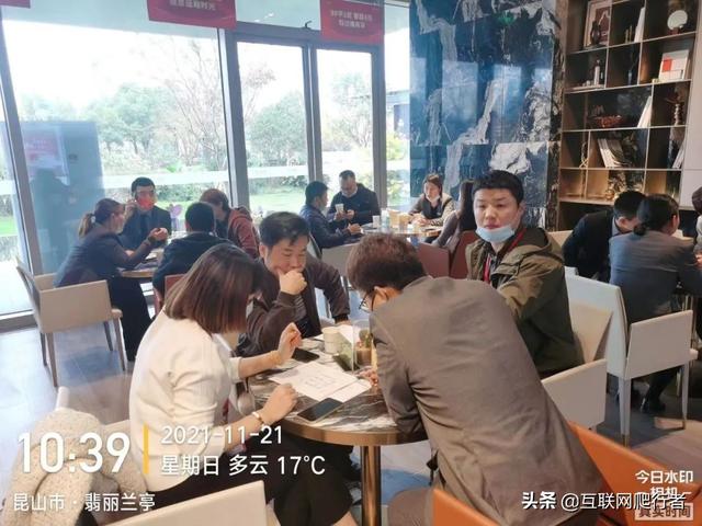 做酒吧營銷新人沒客源怎么做的呢（一個新人沒客源怎么去酒吧做營銷）