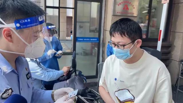 郵政儲蓄銀行卡身份證過期可以在手機上更新嗎（郵政卡身份證過期在手機上怎么更新）