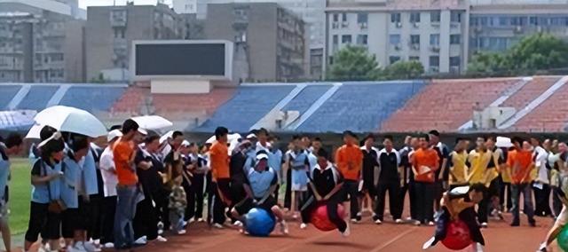 小學生趣味運動會項目有哪些圖片，小學生趣味運動會項目有哪些英語？
