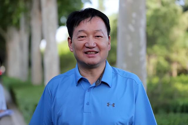 7歲怎樣創(chuàng)業(yè)，16歲怎么賺錢(qián)白手起家？"