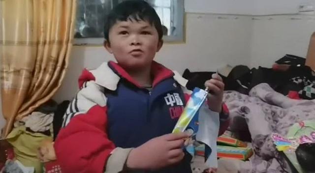 最近抖音很火的小男孩圖片大全可愛，最近抖音很火的小男孩圖片大全視頻？