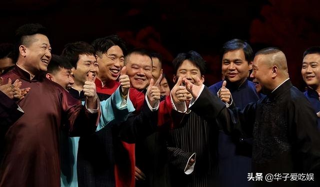 朋友圈怎么統(tǒng)一回復(fù)大家祝福的評(píng)論應(yīng)該說(shuō)什么，朋友圈怎么統(tǒng)一回復(fù)大家祝福的評(píng)論呢？